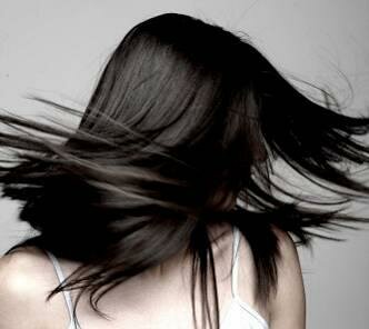 Как укрепить волосы от выпадения?